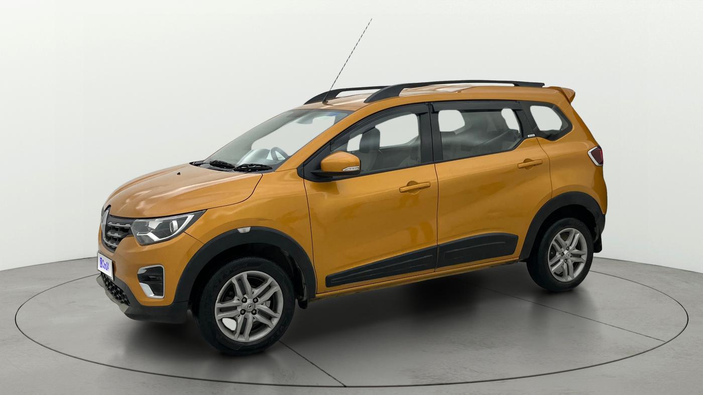 2021 Renault TRIBER RXZ, Petrol, Manual, 55,624 km, Left Front Diagonal