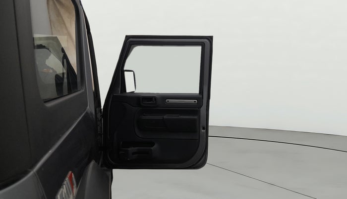 2024 Mahindra Thar LX P 2WD AT HT, Petrol, Automatic, 31,978 km, RHS Front Door