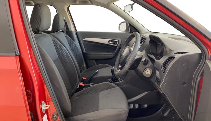 2017 Maruti Vitara Brezza ZDI, Diesel, Manual, 85,364 km, Right Side Front Door Cabin