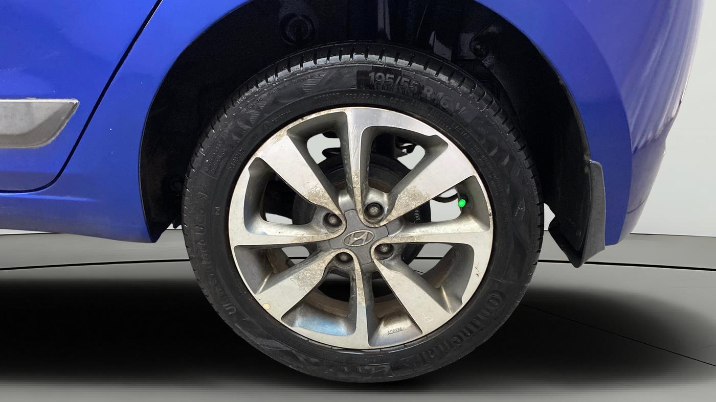 2015 Hyundai Elite i20 ASTA 1.2 (O), Petrol, Manual, 62,973 km, Left Rear Wheel