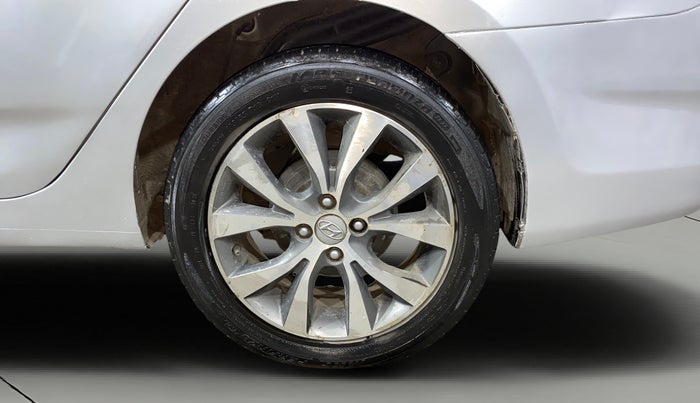 2017 Hyundai Verna 1.6 VTVT SX AT, Petrol, Automatic, 56,886 km, Left Rear Wheel