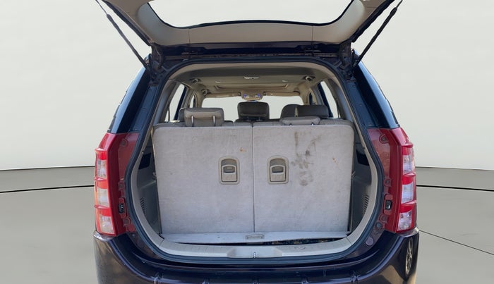 2016 Mahindra XUV500 W10 AT, Diesel, Automatic, 1,00,535 km, Boot Open Zoomed View