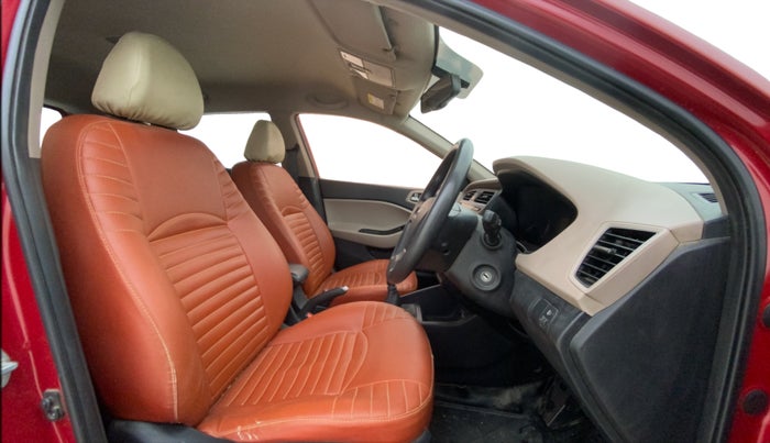 2016 Hyundai Elite i20 SPORTZ 1.2, Petrol, Manual, 67,517 km, Right Side Front Door Cabin