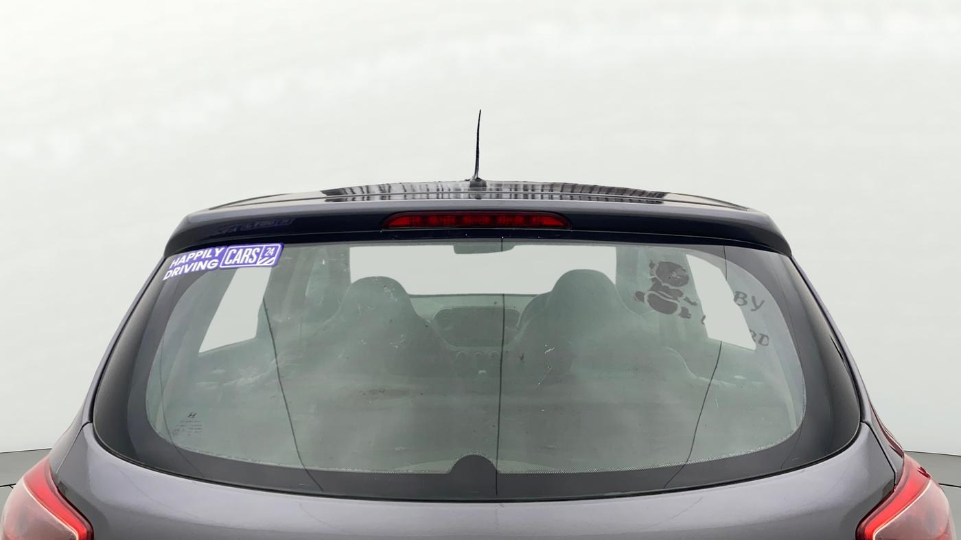2016 Hyundai Grand i10 MAGNA AT 1.2 KAPPA VTVT, Petrol, Automatic, 1,44,747 km, Rear Windshield