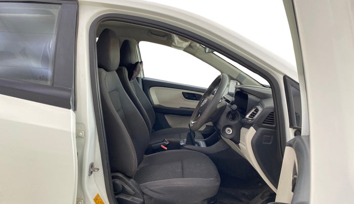 2022 Tata ALTROZ XM PLUS PETROL, Petrol, Manual, 69,373 km, Right Side Front Door Cabin