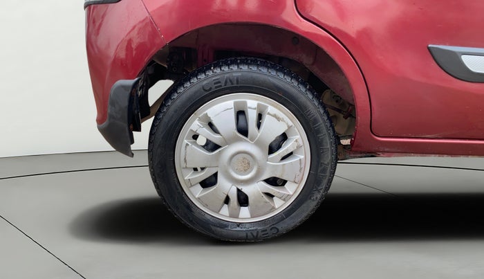 2016 Maruti Alto K10 VXI, Petrol, Manual, 43,803 km, Right Rear Wheel