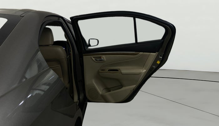 2019 Maruti Ciaz ALPHA  AT 1.5 SHVS PETROL, Petrol, Automatic, 66,179 km, RHS Rear Door