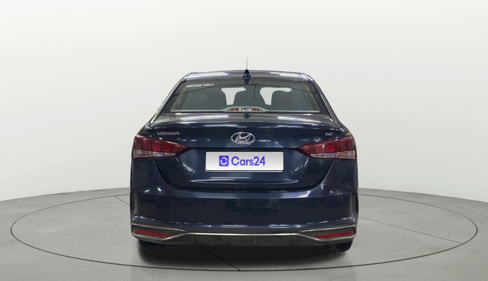 2022 Hyundai Verna SX (O)1.5 MPi, Petrol, Manual, 39,191 km, Back/Rear