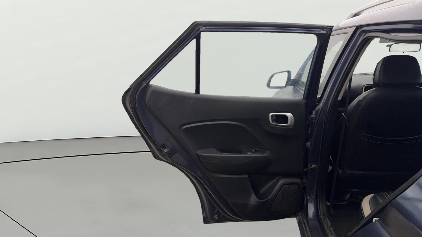 2022 Hyundai VENUE S 1.2, Petrol, Manual, 73,770 km, LHS Rear Door