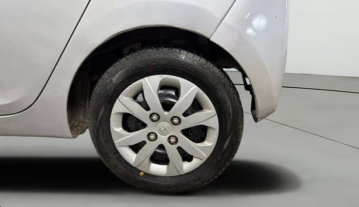 2018 Hyundai Eon MAGNA +, Petrol, Manual, 30,467 km, Left Rear Wheel