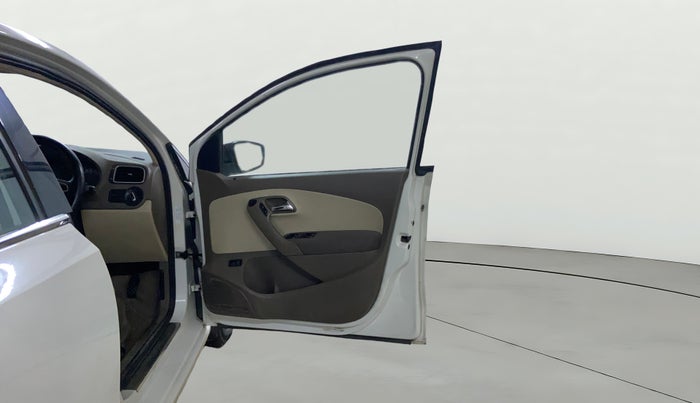 2015 Skoda Rapid 1.5 TDI CR ELEGANCE, Diesel, Manual, 98,257 km, RHS Front Door