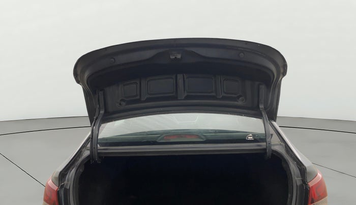 2018 Hyundai Verna 1.6 VTVT SX (O) AT, Petrol, Automatic, 43,684 km, Boot Door Open