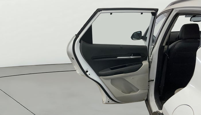 2021 KIA SONET HTX PLUS 1.0 IMT, Petrol, Manual, 64,263 km, LHS Rear Door