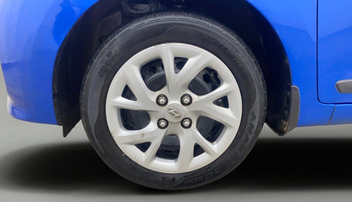 2019 Hyundai Grand i10 SPORTZ 1.2 KAPPA VTVT, Petrol, Manual, 27,746 km, Left Front Wheel