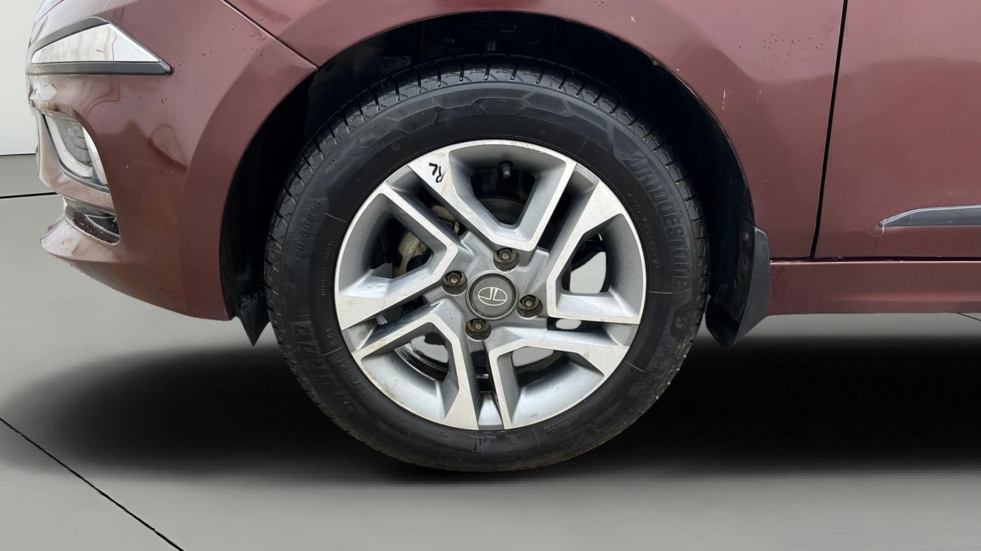 2022 Tata TIGOR XZA PLUS PETROL, Petrol, Automatic, 45,837 km, Left Front Wheel