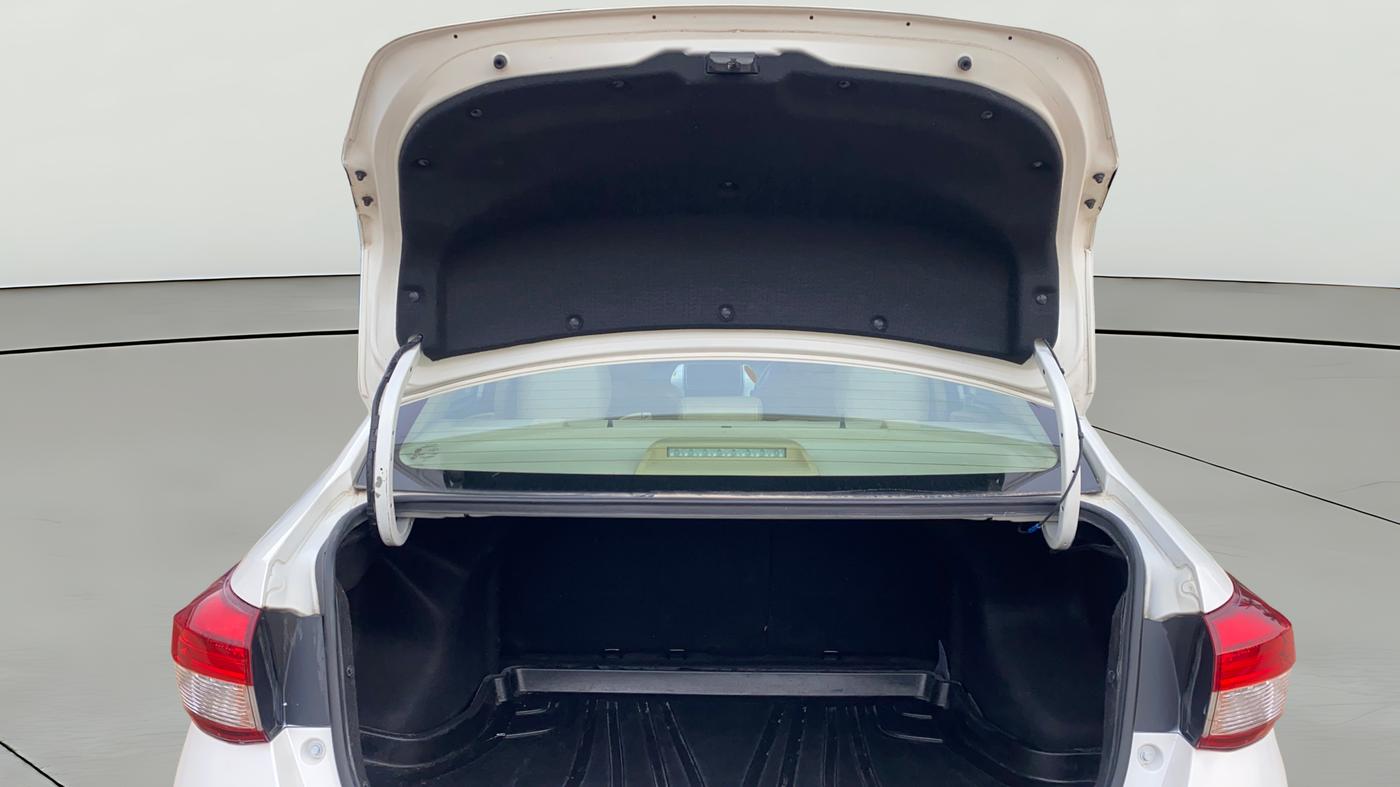 2020 Toyota YARIS VX CVT, Petrol, Automatic, 79,740 km, Boot Door Open