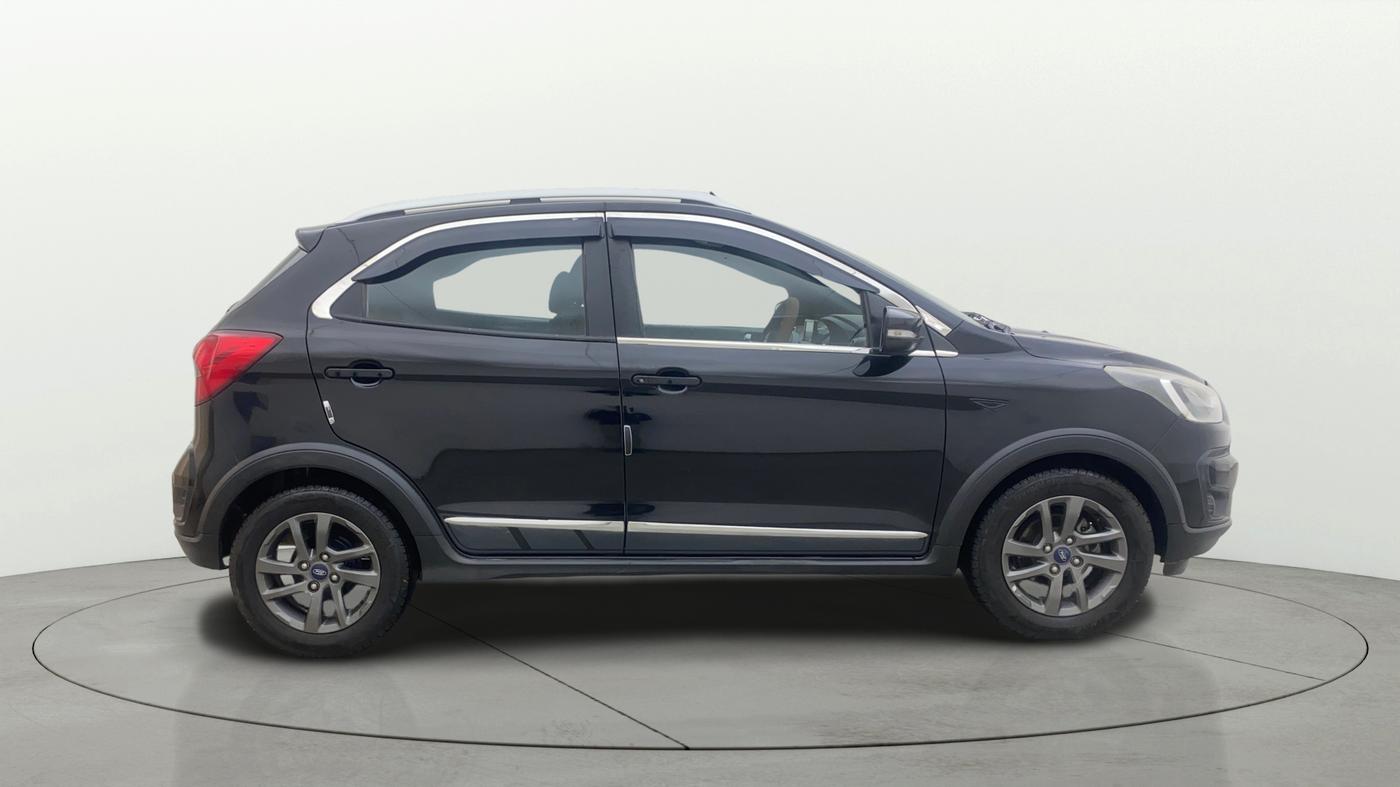 2018 Ford FREESTYLE TITANIUM 1.2 PETROL, Petrol, Manual, 59,316 km, Right Side View