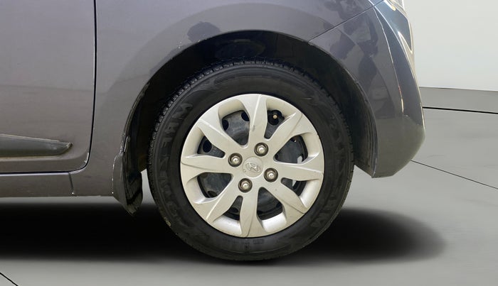 2016 Hyundai Eon MAGNA +, Petrol, Manual, 50,316 km, Right Front Wheel