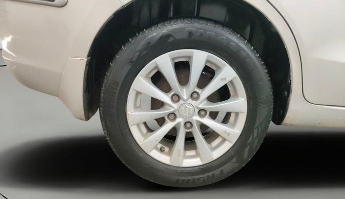 2013 Maruti Ertiga ZXI, Petrol, Manual, 90,276 km, Right Rear Wheel