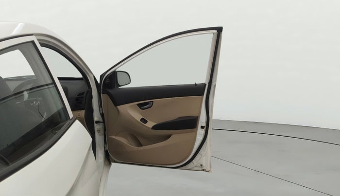 2017 Hyundai Eon SPORTZ, Petrol, Manual, 50,718 km, RHS Front Door