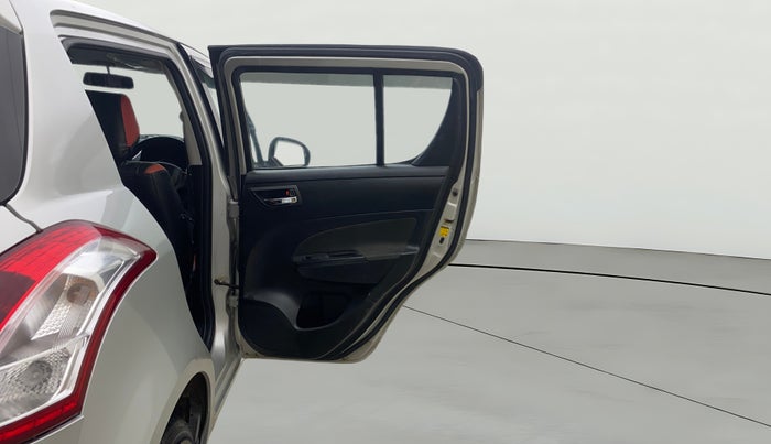 2015 Maruti Swift VXI, Petrol, Manual, 59,578 km, RHS Rear Door