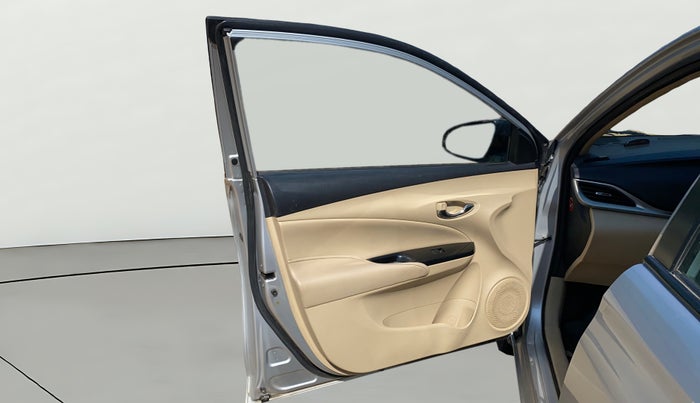 2018 Toyota YARIS VX CVT, Petrol, Automatic, 66,058 km, LHS Front Door