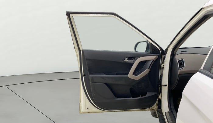 2017 Hyundai Creta SX PLUS AT 1.6 PETROL, CNG, Automatic, 1,17,634 km, LHS Front Door