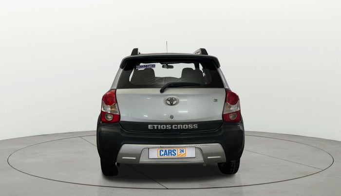 2015 Toyota Etios CROSS 1.2 G, CNG, Manual, 64,189 km, Back/Rear