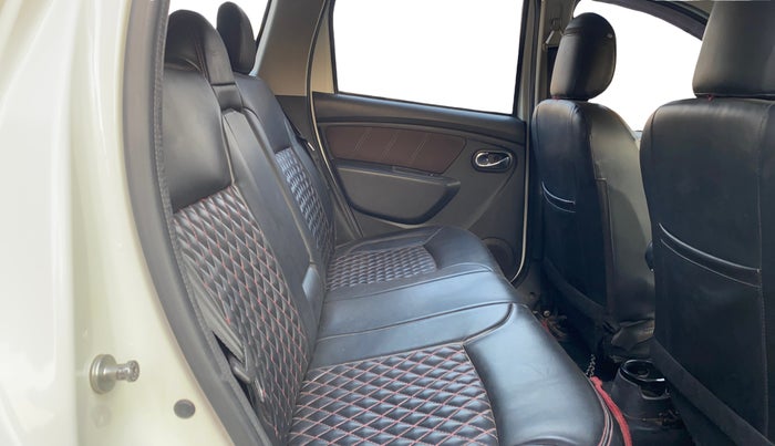 2021 Renault Duster RXZ 1.5 PETROL MT, Petrol, Manual, 67,391 km, Right Side Rear Door Cabin