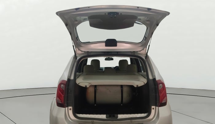 2019 Renault Duster RXS CVT, CNG, Automatic, 54,049 km, Boot Door Open