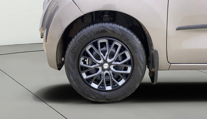 2018 Datsun Redi Go T (O), Petrol, Manual, 53,059 km, Left Front Wheel