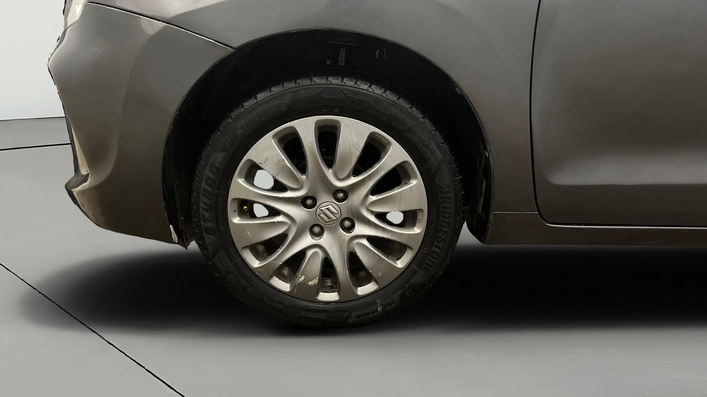 2017 Maruti Baleno ZETA PETROL 1.2, Petrol, Manual, 82,441 km, Left Front Wheel