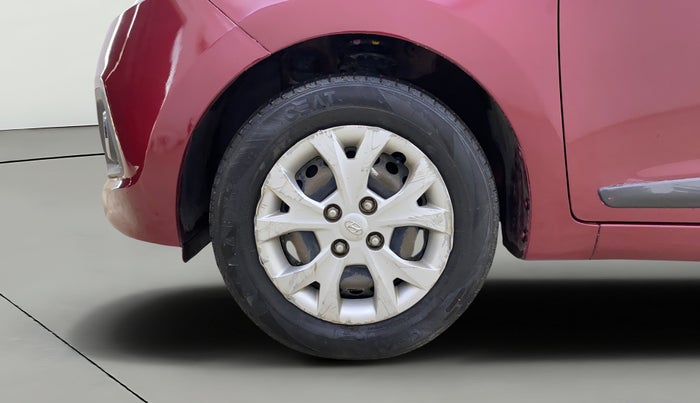 2015 Hyundai Grand i10 SPORTZ 1.2 KAPPA VTVT, Petrol, Manual, 43,156 km, Left Front Wheel