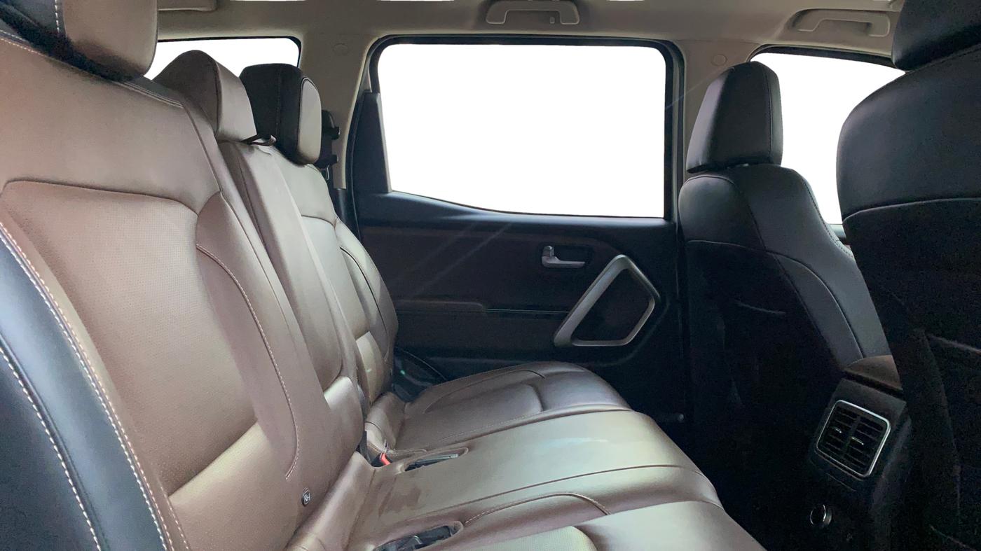 2022 Mahindra SCORPIO-N Z8 L DIESEL AT 4WD 7 STR, Diesel, Automatic, 19,987 km, Right Side Rear Door Cabin
