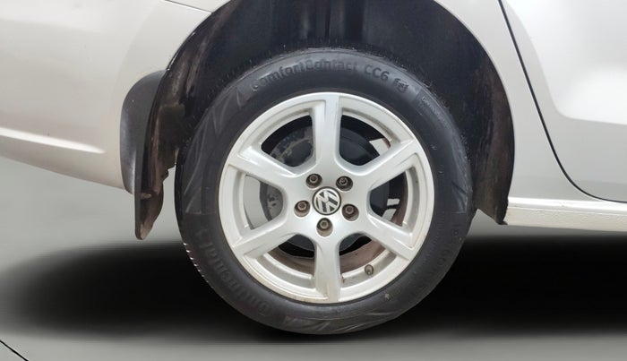 2013 Volkswagen Vento HIGHLINE DIESEL 1.6, Diesel, Manual, 85,883 km, Right Rear Wheel