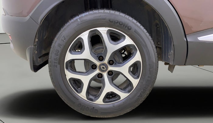 2018 Renault Captur RXT PETROL DUAL TONE, Petrol, Manual, 60,975 km, Right Rear Wheel