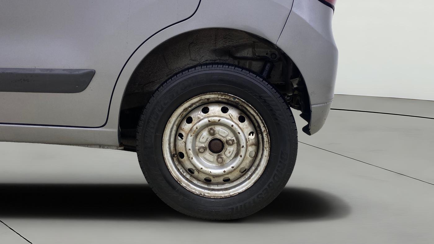 2018 Maruti Wagon R 1.0 LXI CNG, CNG, Manual, 70,117 km, Left Rear Wheel