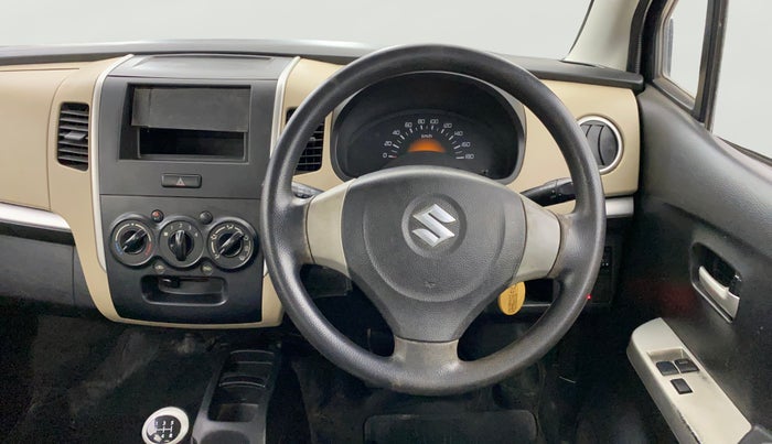 2017 Maruti Wagon R 1.0 LXI CNG, CNG, Manual, 1,01,847 km, Steering Wheel Close Up