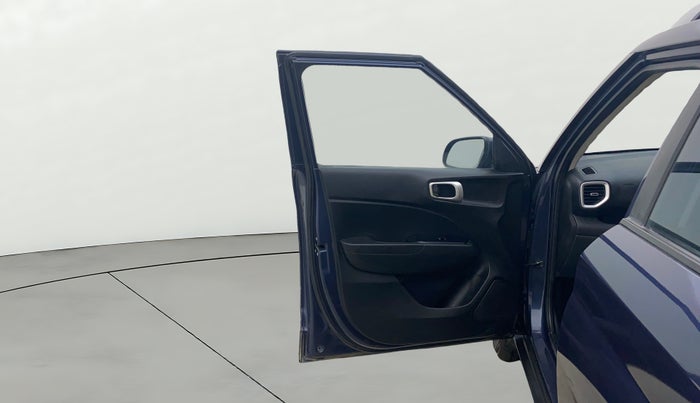 2020 Hyundai VENUE SX 1.4 CRDI, Diesel, Manual, 94,599 km, LHS Front Door