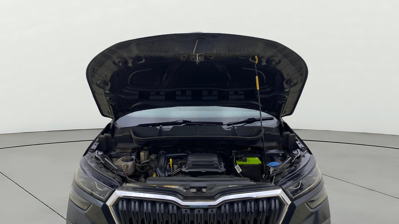 2022 Skoda KUSHAQ AMBITION 1.0L TSI AT, Petrol, Automatic, 36,528 km, Open Bonet