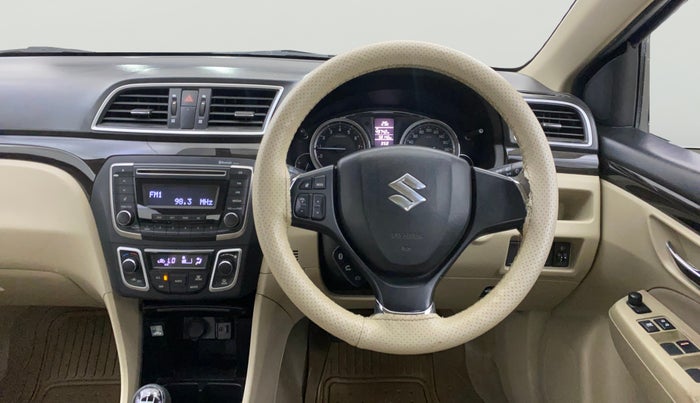 2017 Maruti Ciaz ZETA 1.4  MT PETROL, Petrol, Manual, 58,139 km, Steering Wheel Close Up