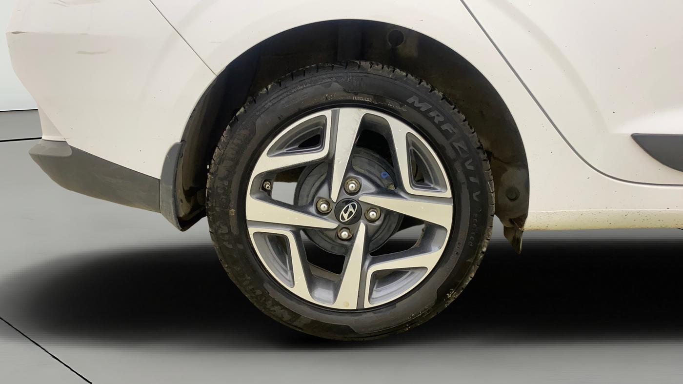 2025 Hyundai AURA SX PLUS 1.2 AMT, Petrol, Automatic, 11,625 km, Right Rear Wheel