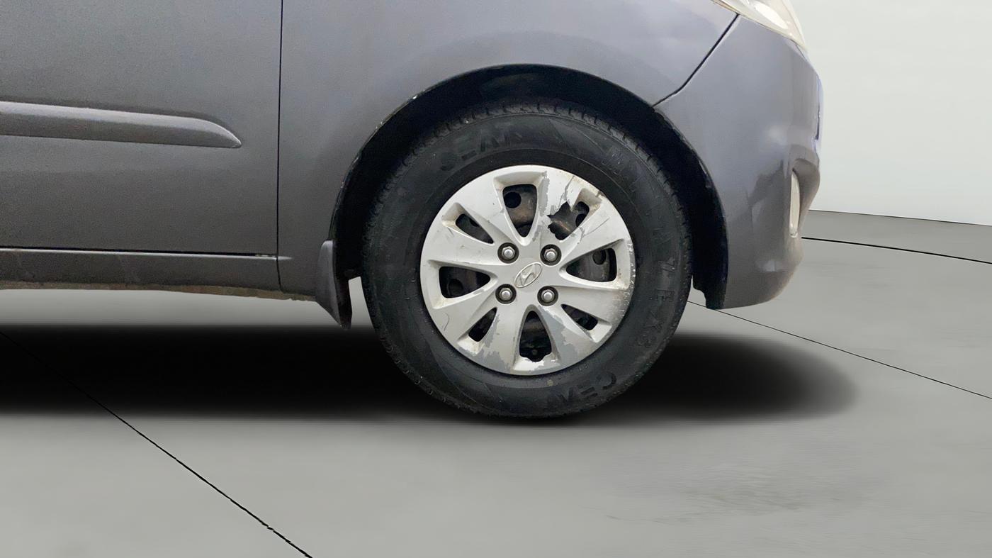 2013 Hyundai i10 MAGNA 1.1, Petrol, Manual, 56,575 km, Right Front Wheel