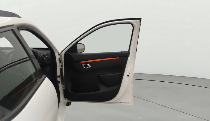 2021 Renault Kwid CLIMBER 1.0 AMT (O), Petrol, Automatic, 28,242 km, RHS Front Door