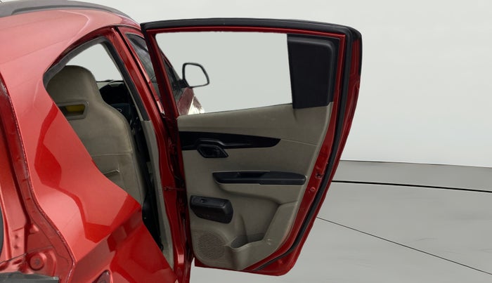2017 Mahindra Kuv100 K2 PLUS D 6 STR, Diesel, Manual, 86,232 km, RHS Rear Door