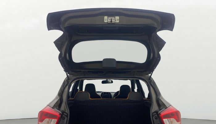 2017 Renault Kwid RXT 1.0 AMT, Petrol, Automatic, 75,218 km, Boot Door Open