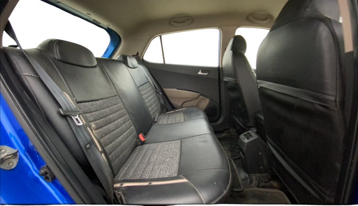 2019 Hyundai Grand i10 SPORTZ AT 1.2 KAPPA VTVT, CNG, Automatic, 69,894 km, Right Side Rear Door Cabin