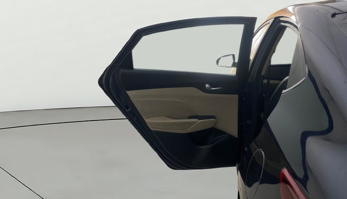 2022 Hyundai Verna SX (O) 1.5 VTVT IVT, Petrol, Automatic, 43,765 km, LHS Rear Door