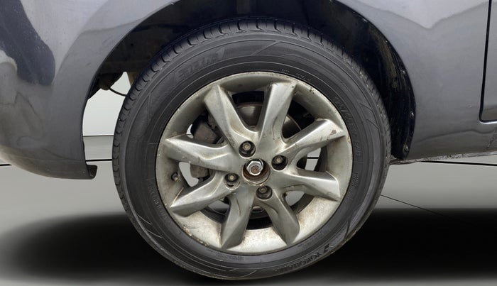 2015 Tata Bolt XT QUADRAJET, Diesel, Manual, 1,16,007 km, Left Front Wheel