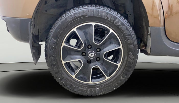 2018 Renault Duster 110 PS RXZ DIESEL, Diesel, Manual, 54,100 km, Right Rear Wheel